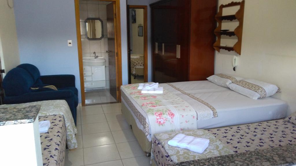 Pousada Nossa Casa Aparecida  Buitenkant foto