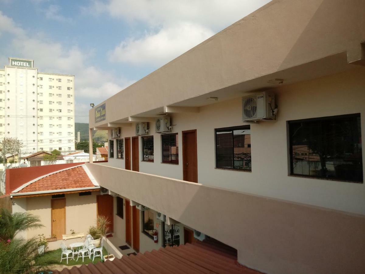 Pousada Nossa Casa Aparecida  Buitenkant foto